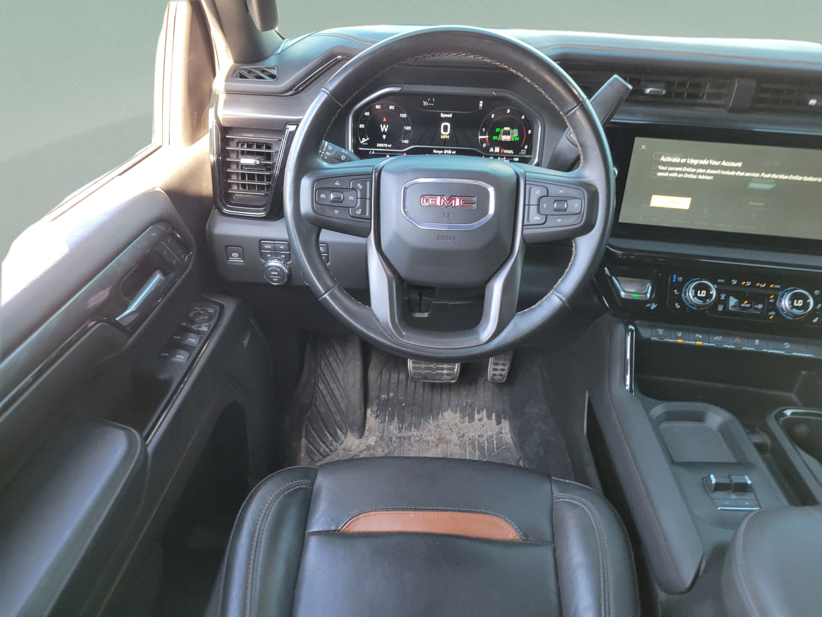 Used 2024 GMC Sierra 3500 AT4 w/ AT4 Premium Plus Package AWD/4WD image 8