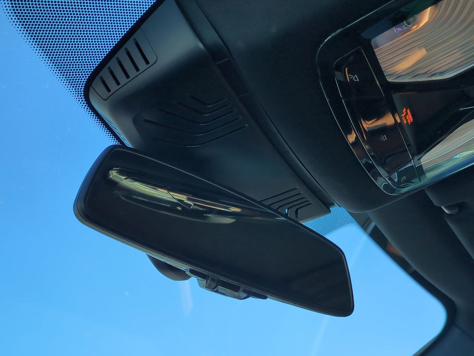 Certified 2023 BMW 530e xDrive 530e xDrive w/ Premium Package image 27