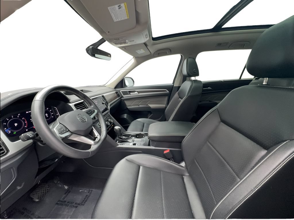 Used 2023 Volkswagen Atlas SE w/ Panoramic Sunroof Package FWD image 21