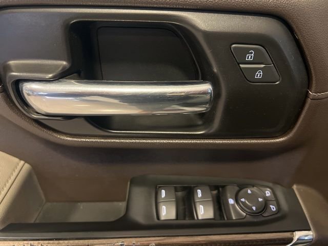 Used 2022 Chevrolet Silverado 1500 LT AWD/4WD image 31