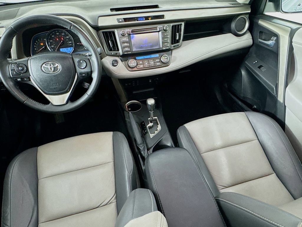Used 2013 Toyota RAV4 Limited image 28