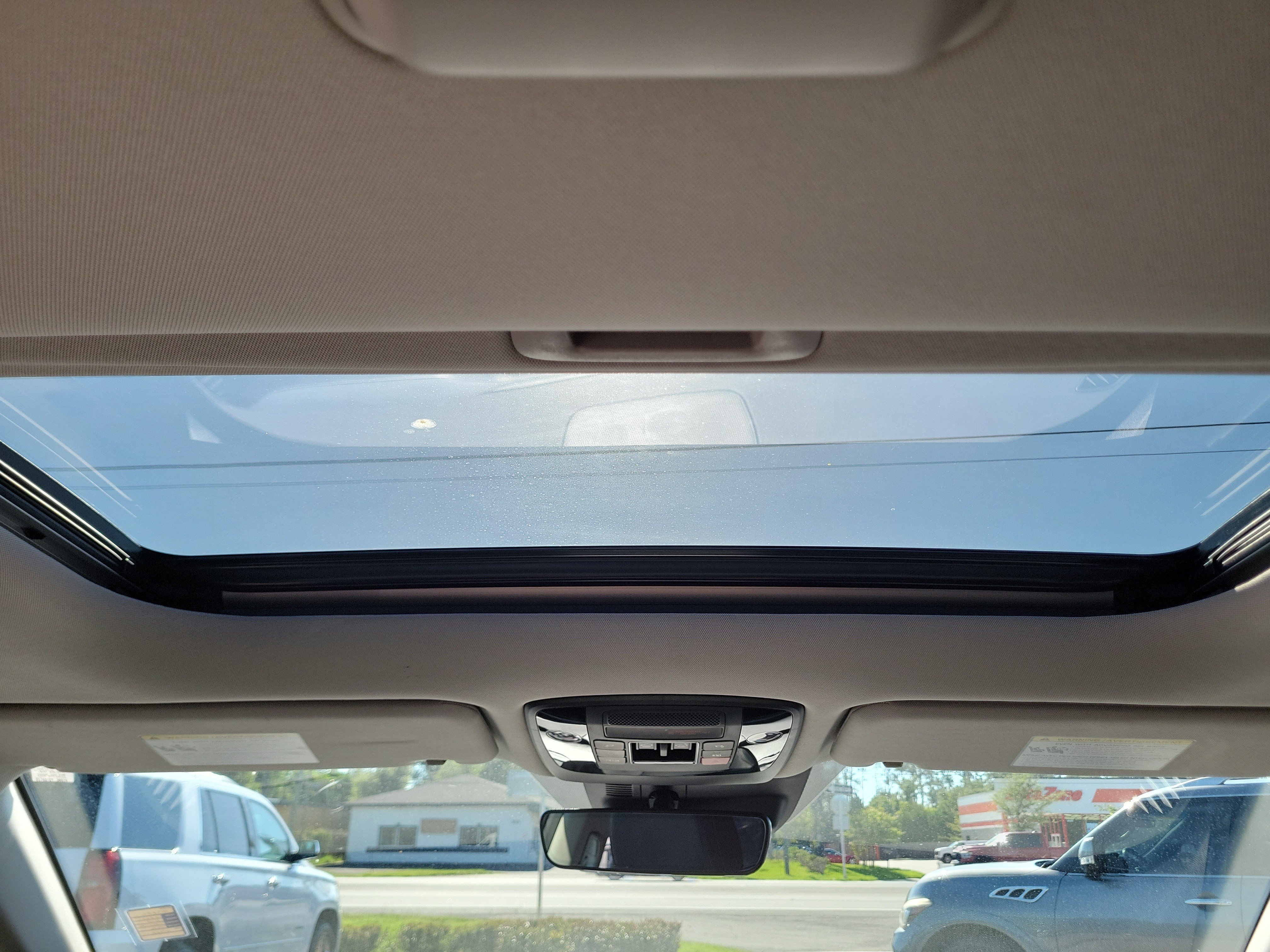 Certified 2024 Kia Carnival SX Prestige FWD image 20