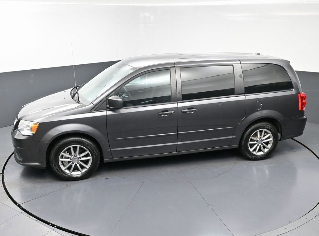 Used 2017 Dodge Grand Caravan SE image 41