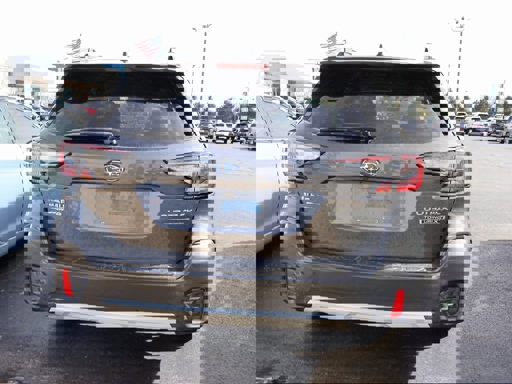 Used 2020 Subaru Outback Touring XT image 20