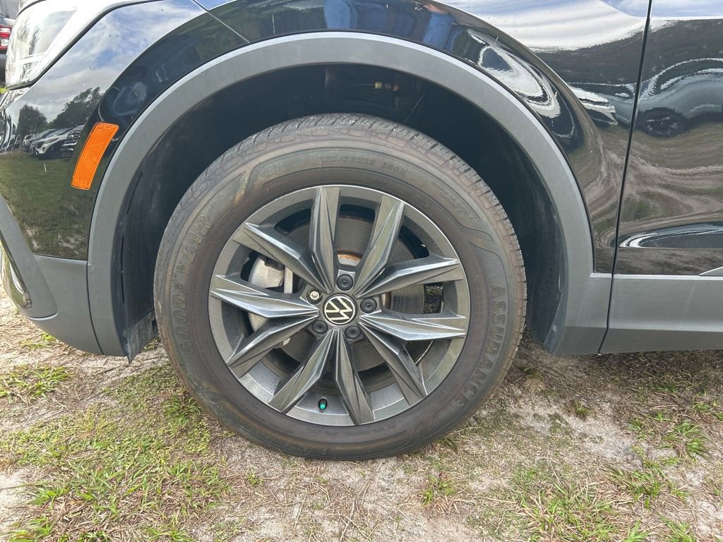 Used 2023 Volkswagen Tiguan SE image 51