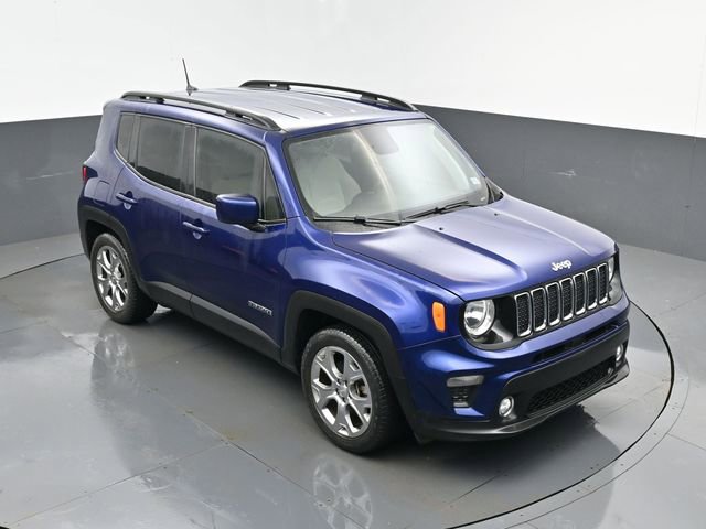 Used 2019 Jeep Renegade Latitude w/ Popular Equipment Group image 17