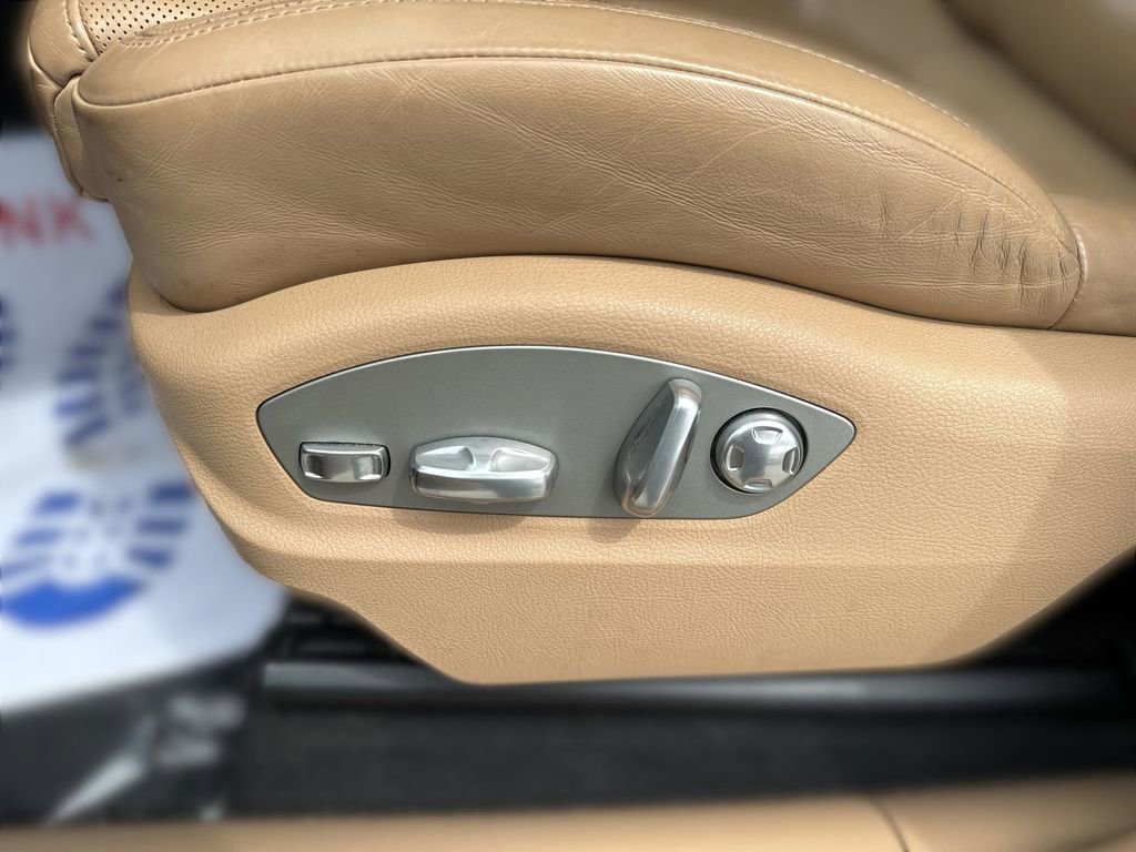 Used 2019 Porsche Macan AWD/4WD image 14
