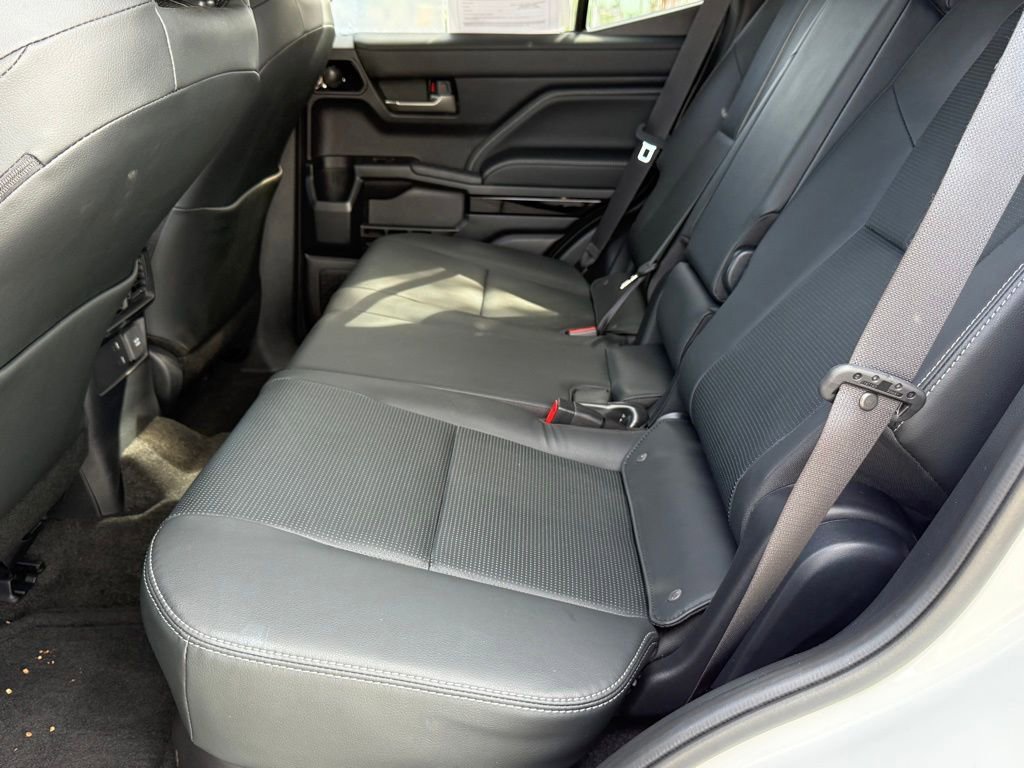 Certified 2025 Toyota 4Runner Limited image 34