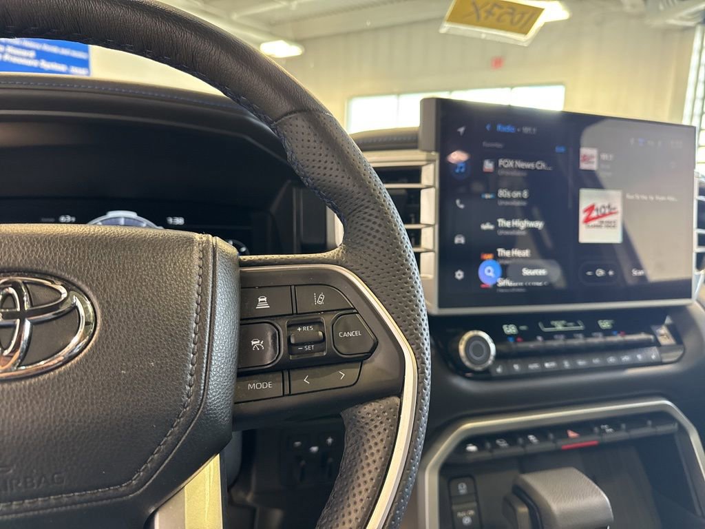 Used 2025 Toyota Sequoia Platinum w/ TRD Off-Road Package AWD/4WD image 19