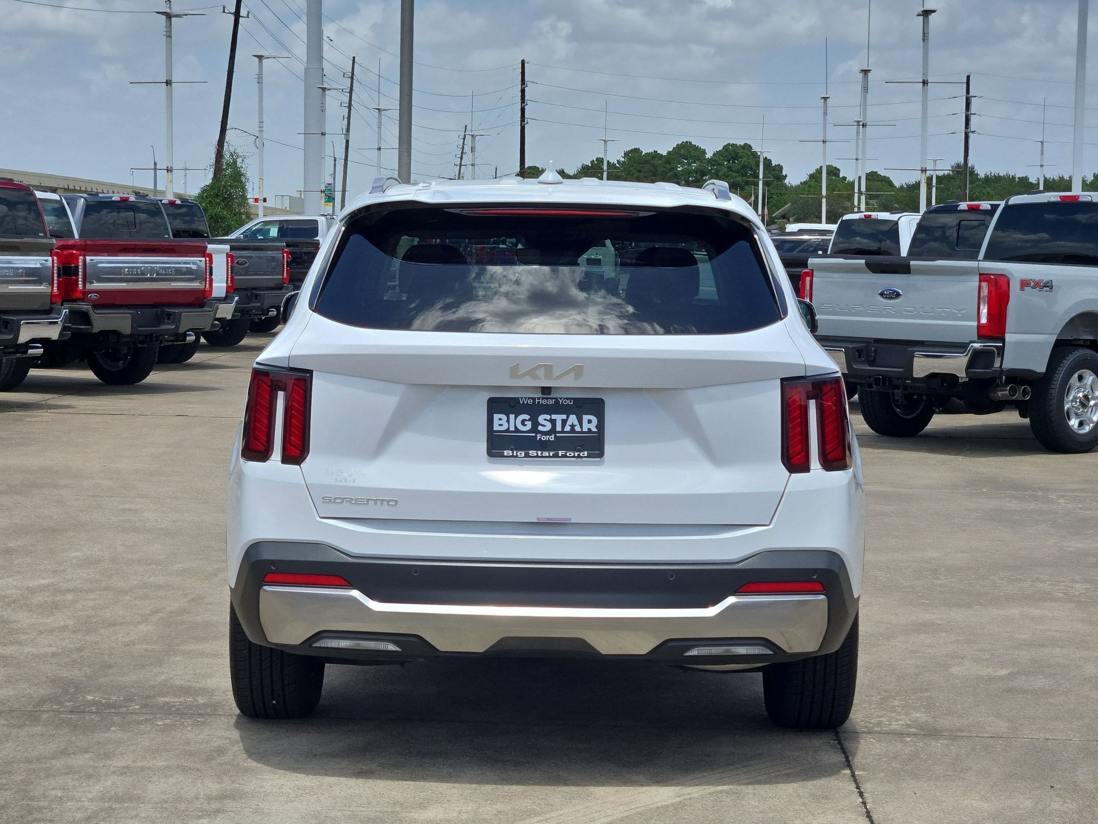Used 2025 Kia Sorento S FWD image 6
