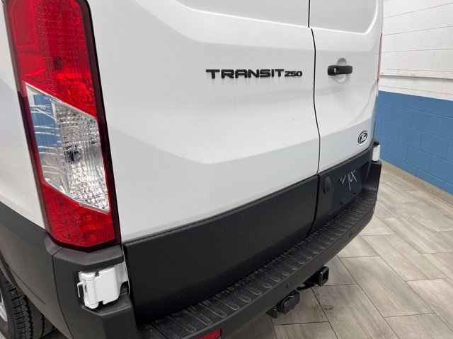 New 2026 Ford Transit 250 Low Roof RWD image 29