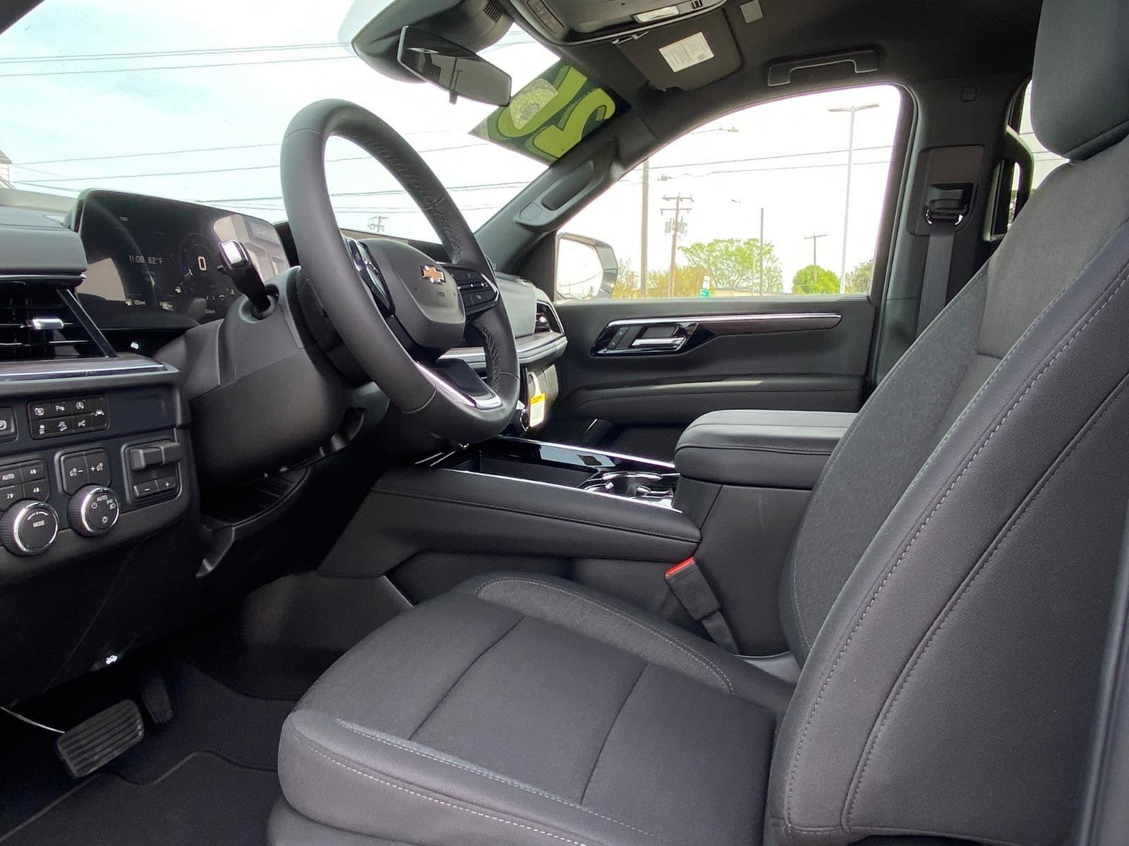 New 2026 Chevrolet Tahoe LS w/ Max Trailering Package AWD/4WD image 12