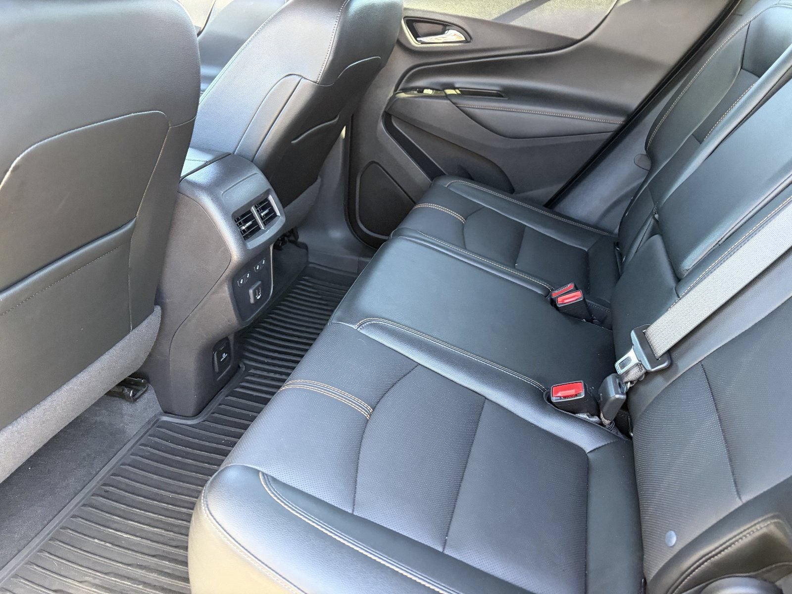 Certified 2024 Chevrolet Equinox Premier AWD/4WD image 18