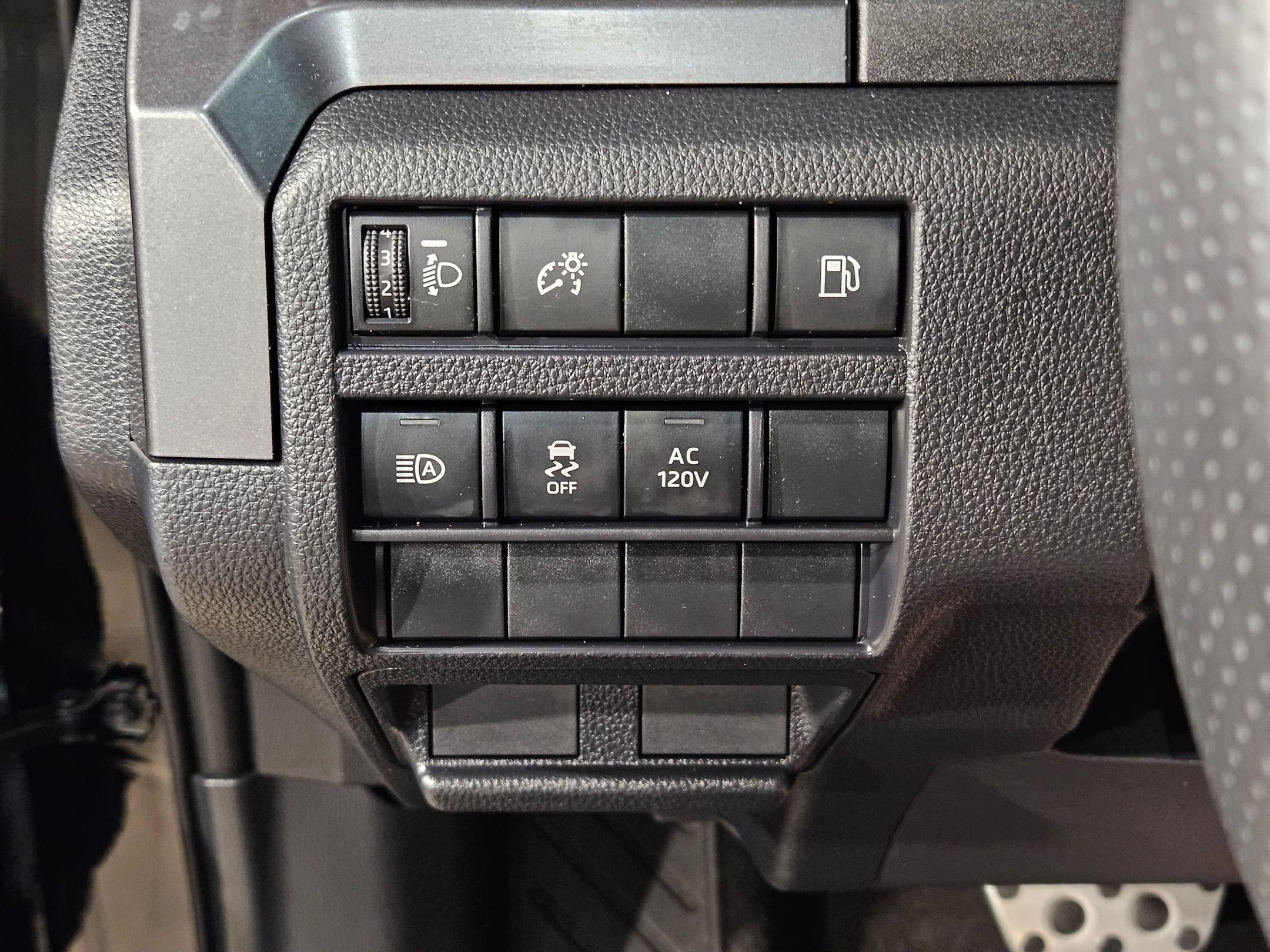 Certified 2025 Toyota 4Runner TRD Sport AWD/4WD image 25