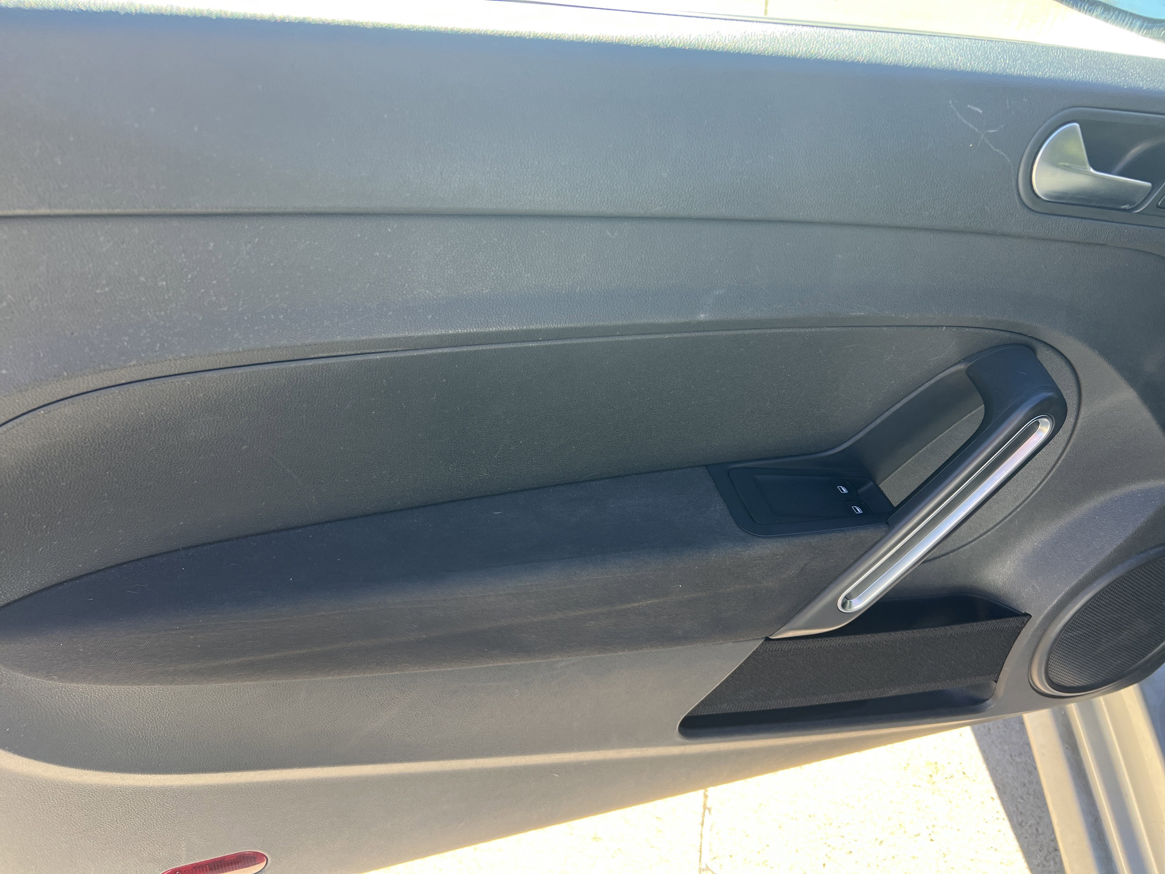 Used 2014 Volkswagen Beetle 2.5 image 5