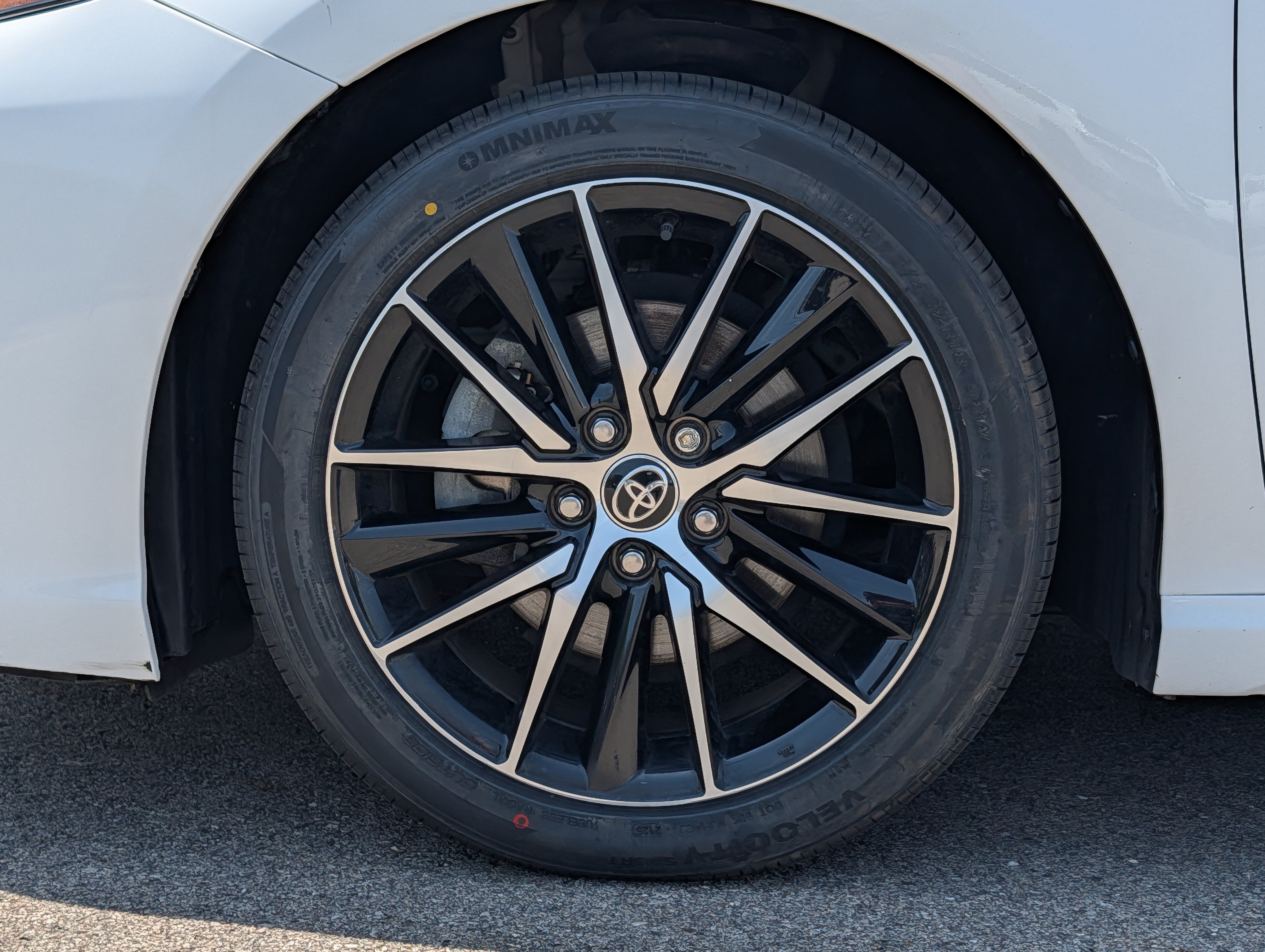 Used 2022 Toyota Camry SE w/ Audio Upgrade Package FWD image 15