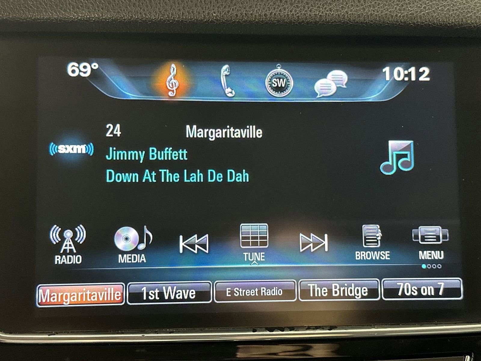 Used 2017 Buick Encore Essence image 16