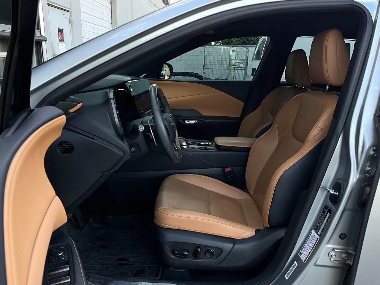 Used 2024 Lexus RX 350 w/ Technology Package AWD/4WD image 10