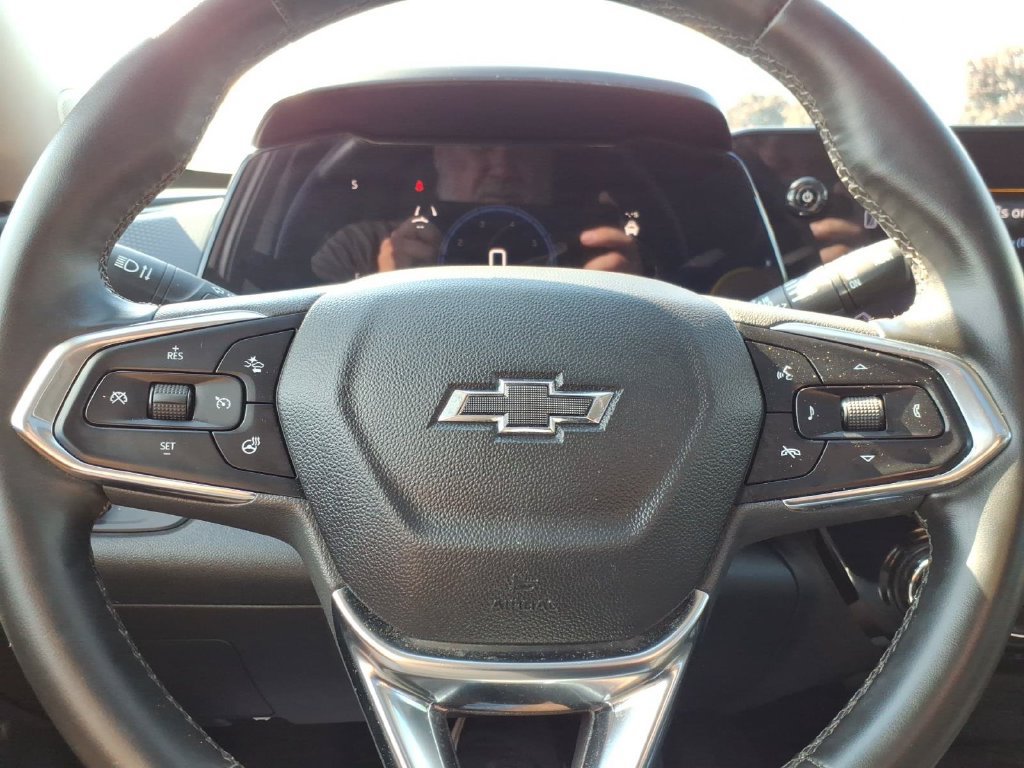 Used 2026 Chevrolet Trax ACTIV w/ Sunroof Package FWD image 22