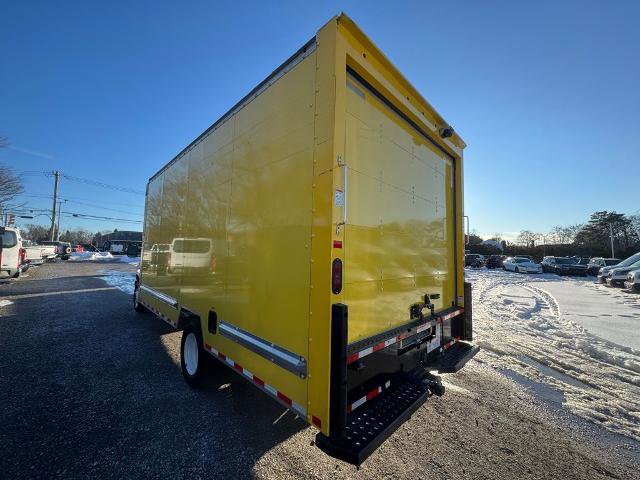 Certified 2022 Ford E-350 and Econoline 350 Super Duty w/ Power Windows & Locks Group image 4