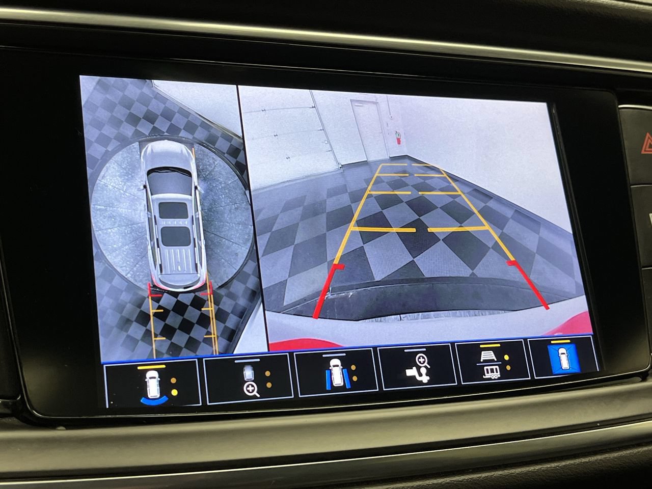 Certified 2023 Buick Enclave Avenir w/ Avenir Technology Package AWD/4WD image 6
