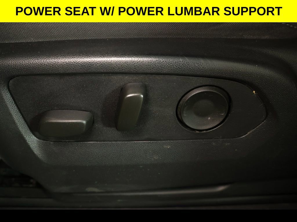 Used 2024 Chevrolet Silverado 2500 LT w/ Convenience Package image 6