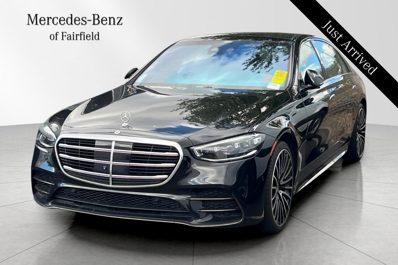 Used 2024 Mercedes-Benz S 580 4MATIC Sedan image 1