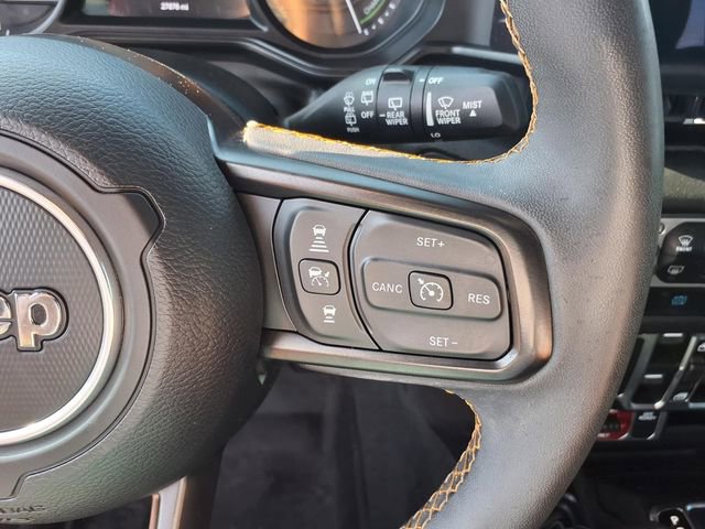 Used 2024 Jeep Wrangler Unlimited AWD/4WD image 11