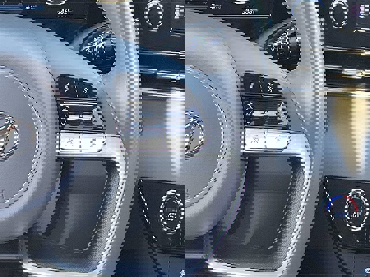 Certified 2022 Hyundai Elantra SEL w/ Convenience Package image 23