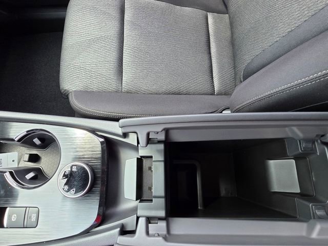 New 2026 Nissan Rogue SV w/ Cold Weather Package AWD/4WD image 21