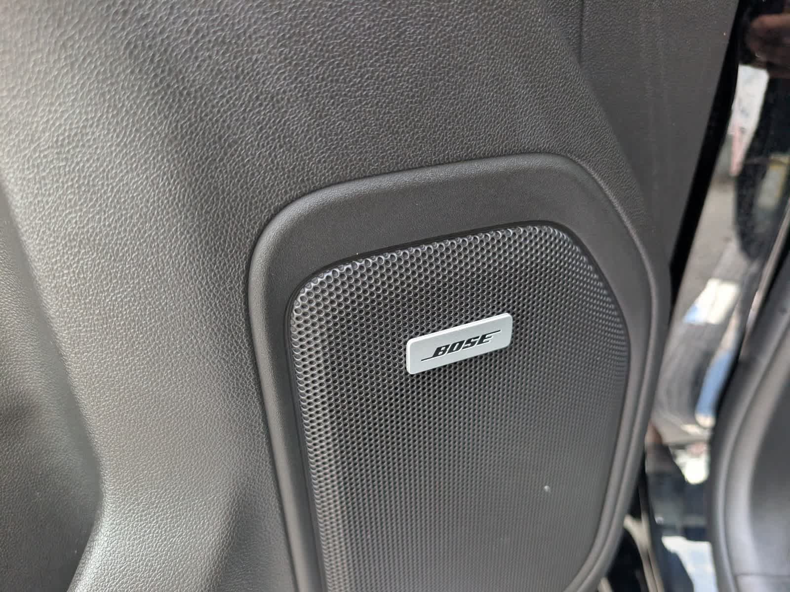Used 2019 Chevrolet Silverado 1500 LTZ w/ LTZ Convenience Package AWD/4WD image 21