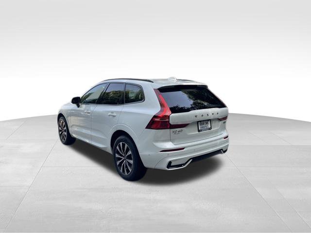Certified 2024 Volvo XC60 B5 Plus w/ Climate Package AWD/4WD image 6
