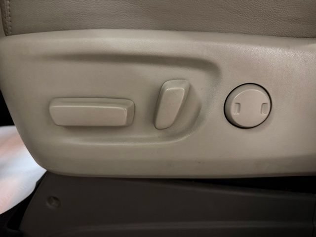 Used 2020 Toyota Sienna XLE FWD image 16