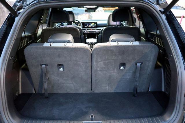 Used 2025 Kia Sorento SX Prestige image 11