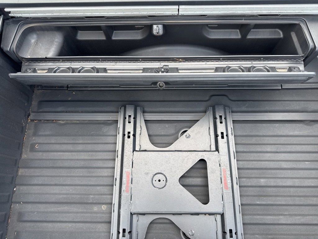 Used 2018 Nissan Titan PRO-4X w/ Pro-4x Convenience Package image 19