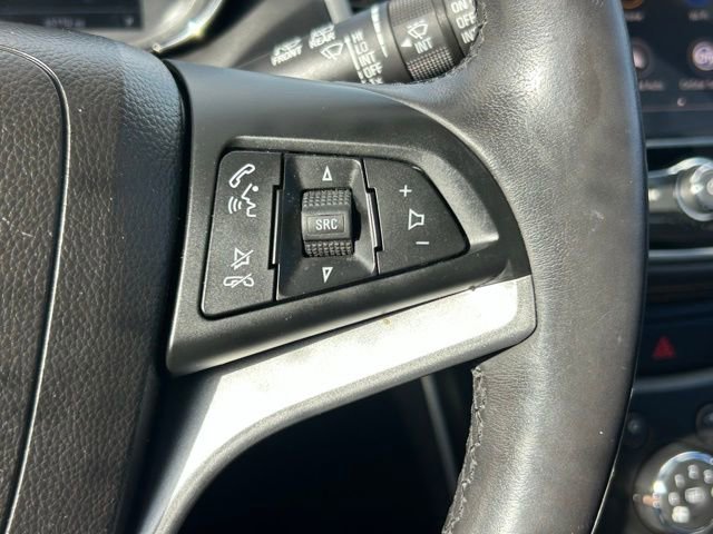 Used 2021 Chevrolet Trax LT w/ Driver Confidence Package image 22