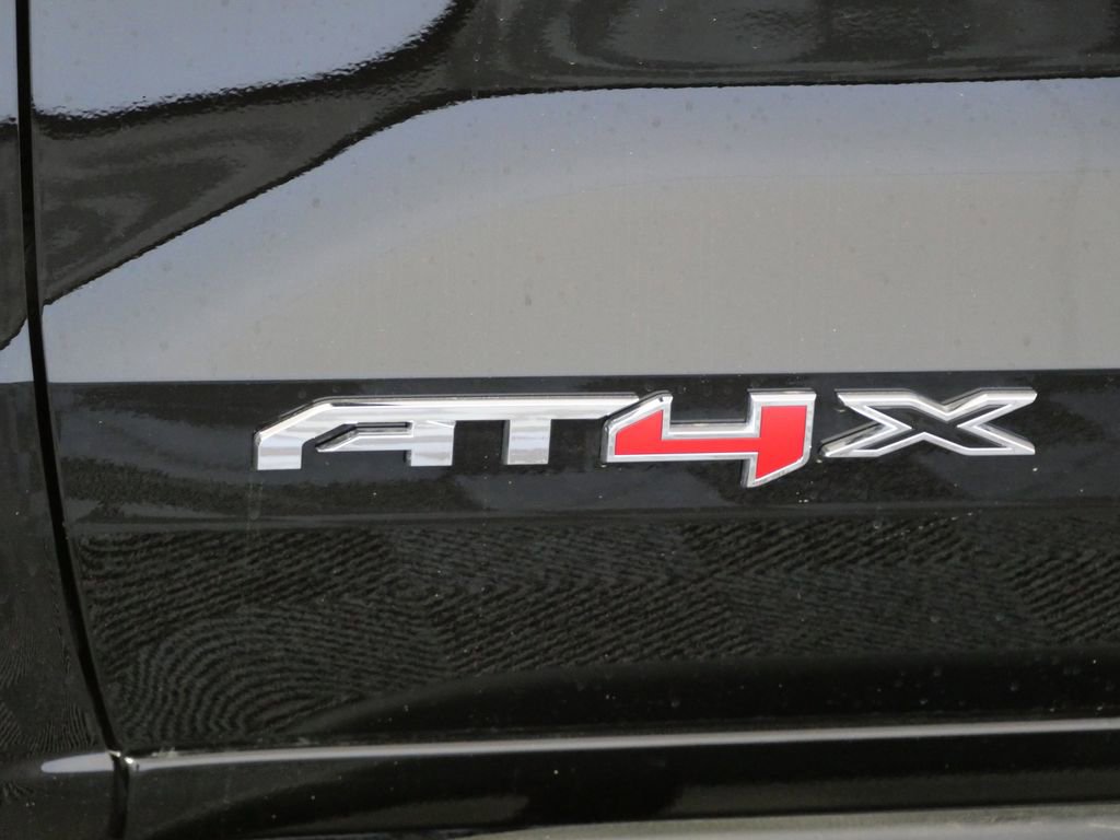 New 2026 GMC Canyon AT4X AWD/4WD image 11
