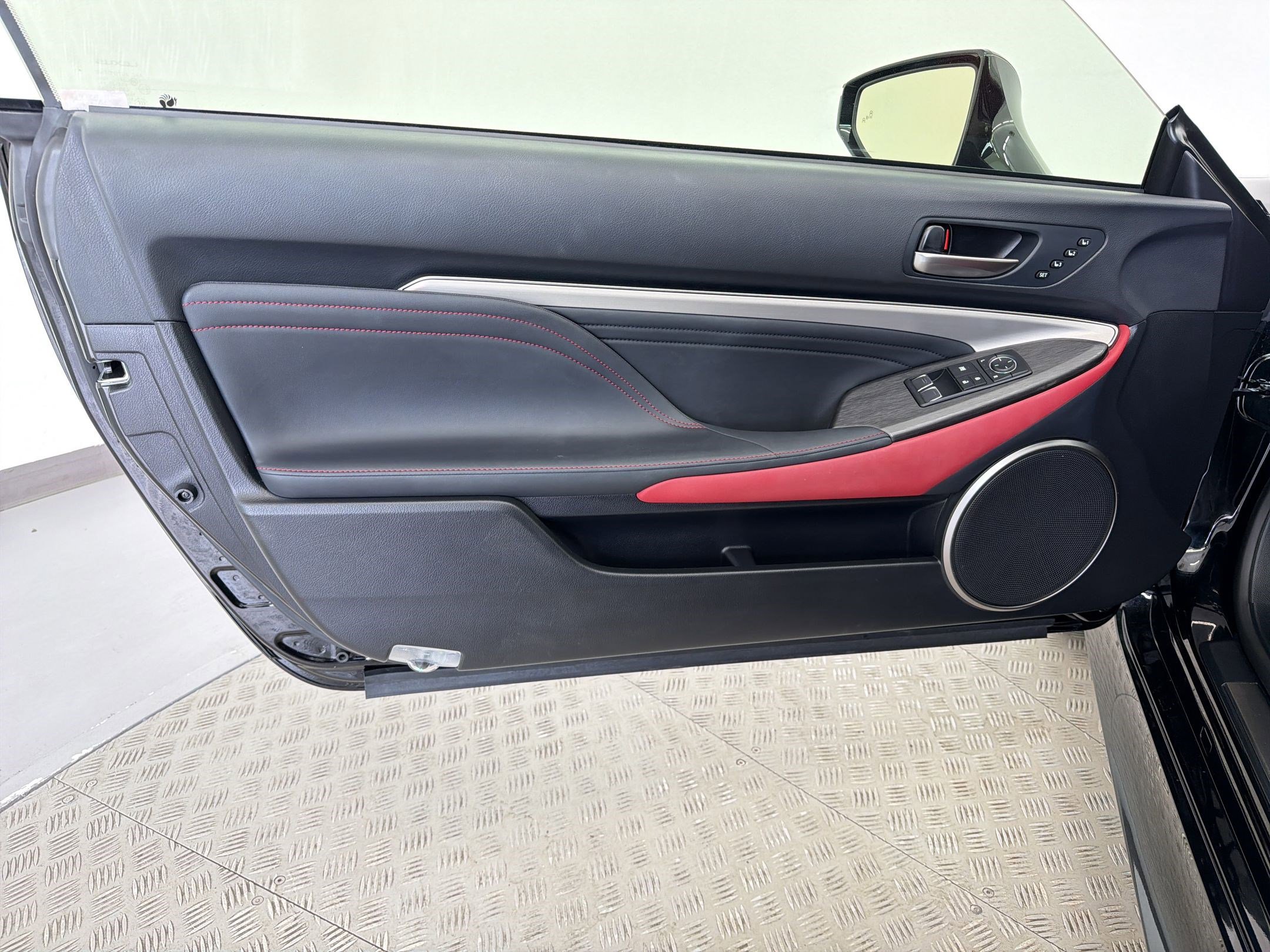 Used 2023 Lexus RC 350 F Sport image 19