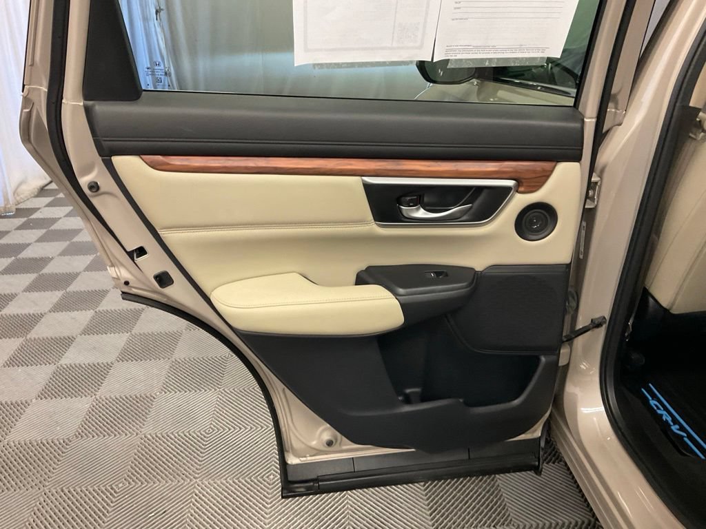 Used 2019 Honda CR-V Touring image 24