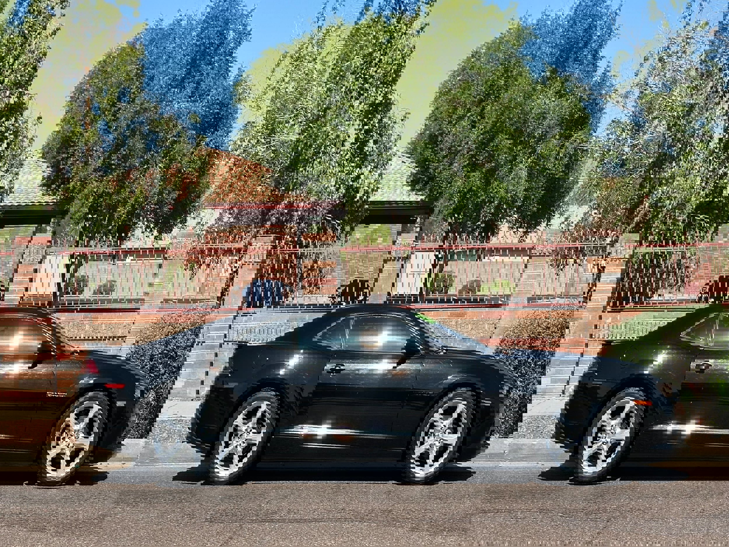 Used 2015 Chevrolet Camaro LT w/ RS Package image 9