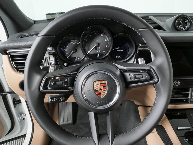 New 2026 Porsche Macan image 10