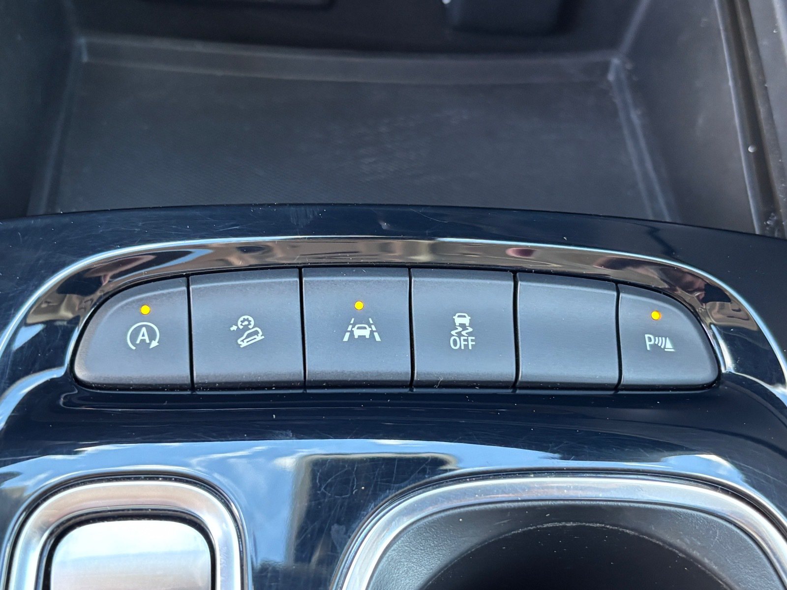 Used 2021 Buick Envision Essence w/ Technology Package I AWD/4WD image 31