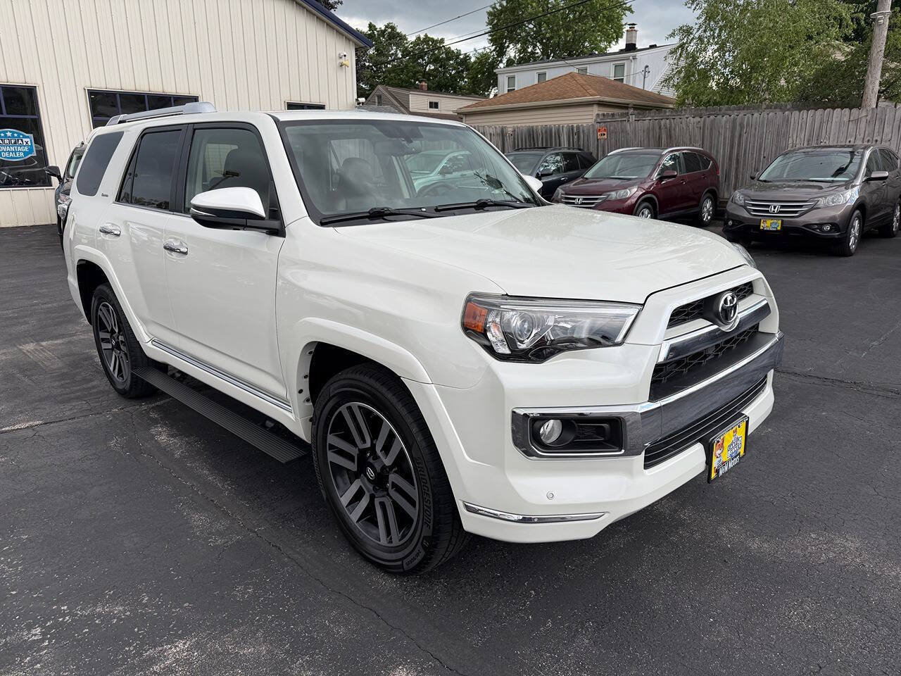 Used 2016 Toyota 4Runner Limited AWD/4WD image 2