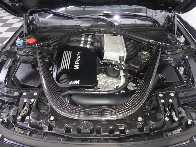 Used 2017 BMW M4 Convertible RWD image 12