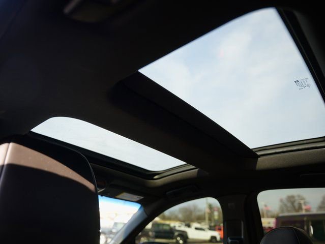 Used 2023 Cadillac CT5 V w/ Premium Package image 33