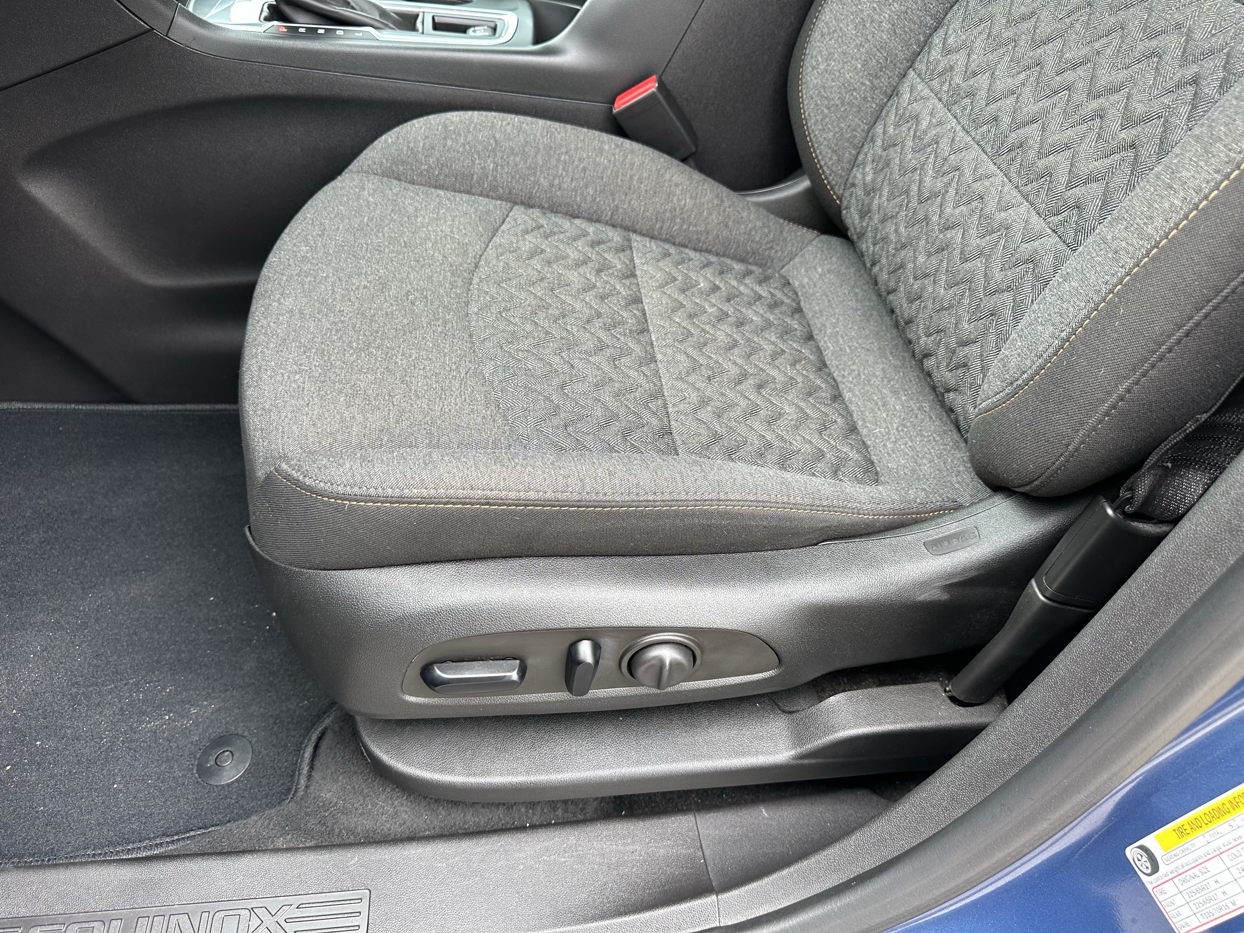 Certified 2024 Chevrolet Equinox LT FWD image 20