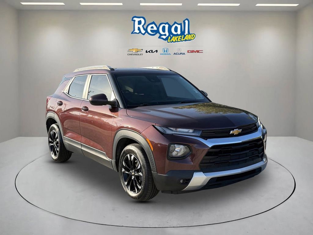 Certified 2023 Chevrolet TrailBlazer LT FWD image 1