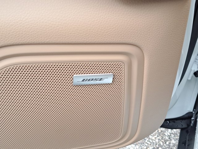 Used 2026 Porsche Macan AWD/4WD image 27