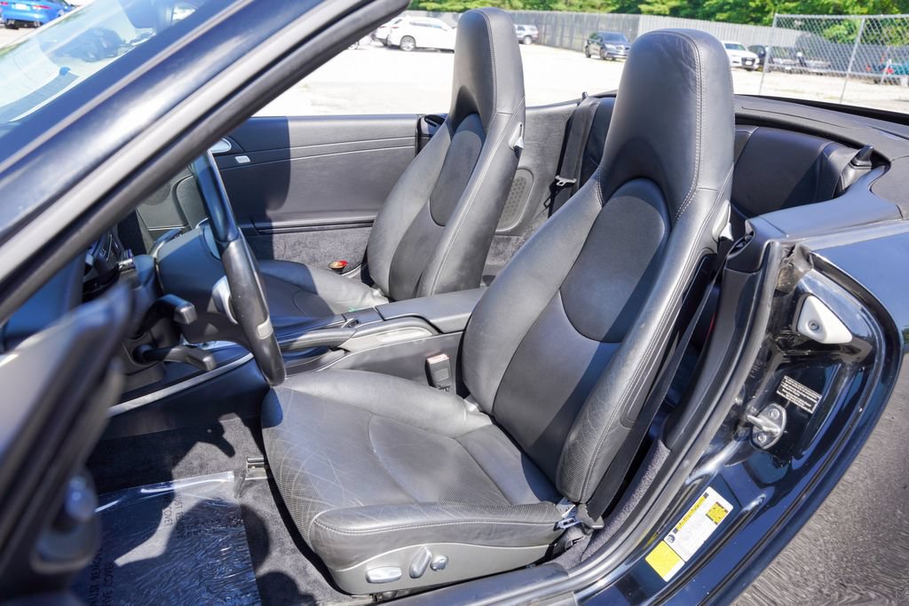 Used 2010 Porsche 911 Carrera 4S AWD/4WD image 19
