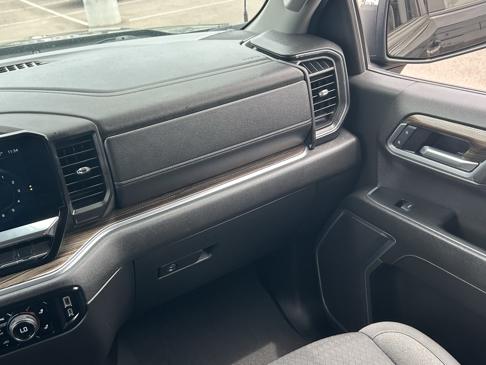 Certified 2025 Chevrolet Silverado 1500 LT RWD image 17
